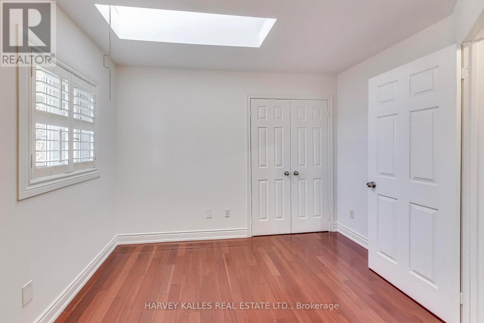 4 Corbett Avenue, Toronto, Ontario  M6N 1V1 - Photo 13 - W12446353