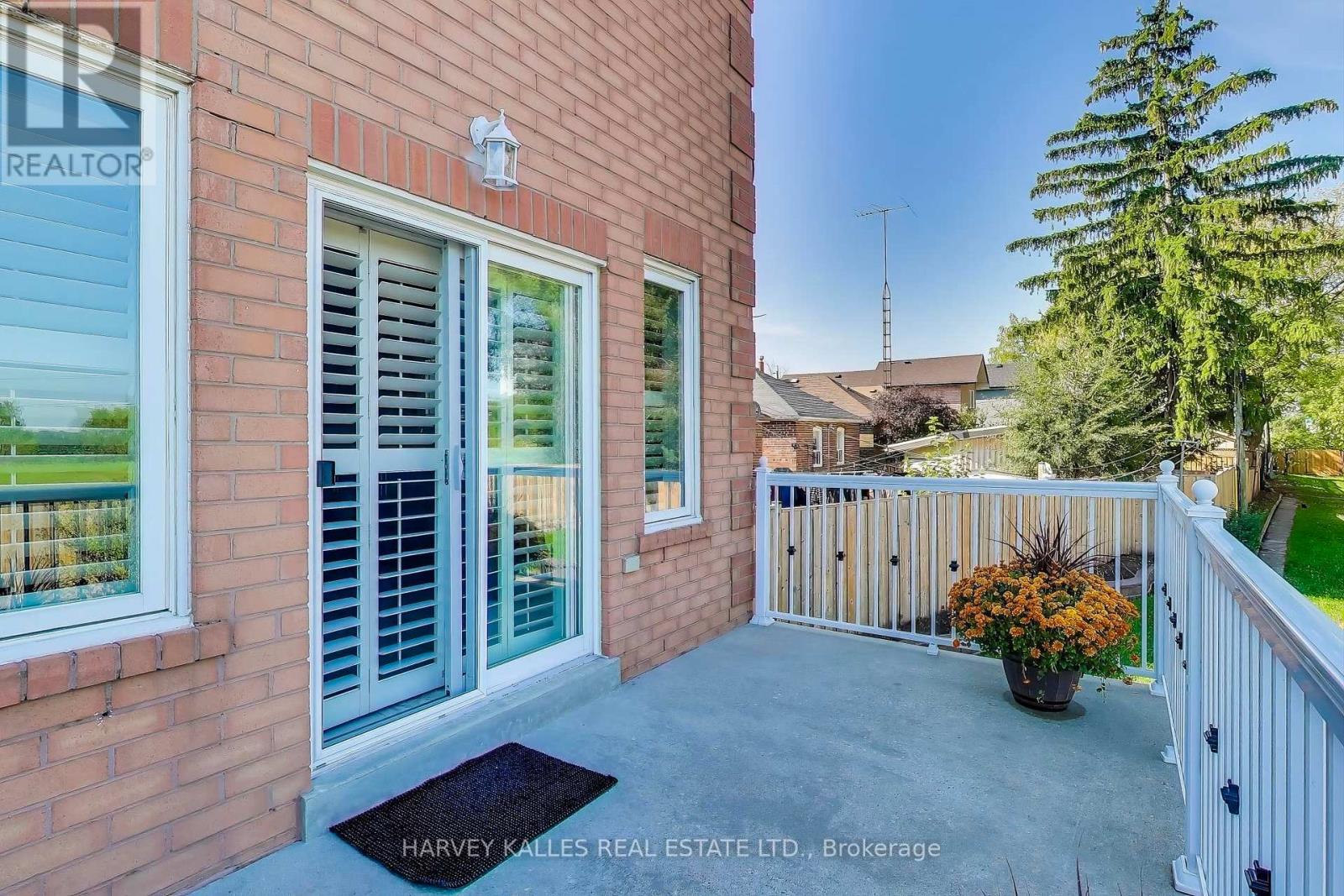 4 Corbett Avenue, Toronto, Ontario  M6N 1V1 - Photo 17 - W12446353