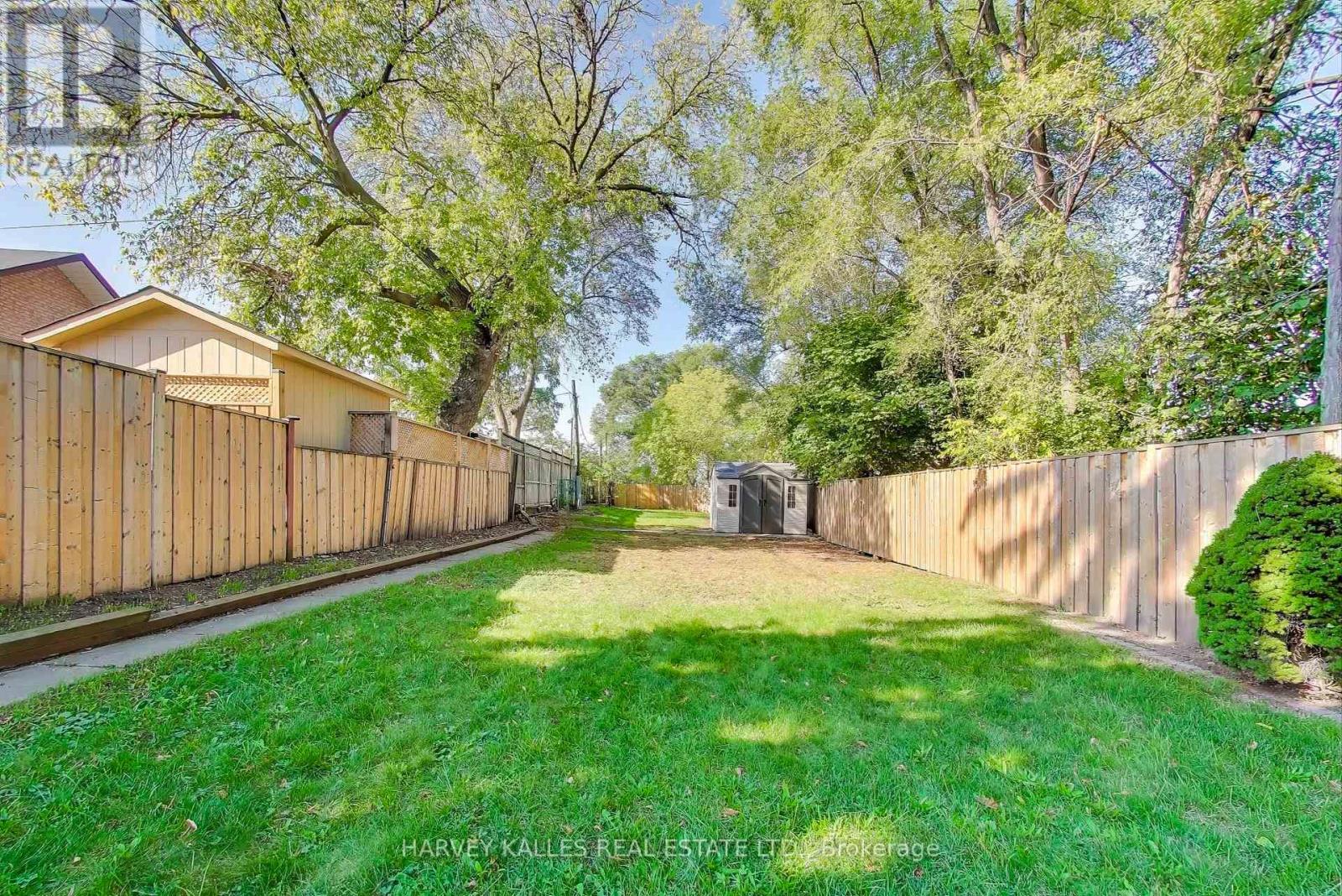 4 Corbett Avenue, Toronto, Ontario  M6N 1V1 - Photo 22 - W12446353