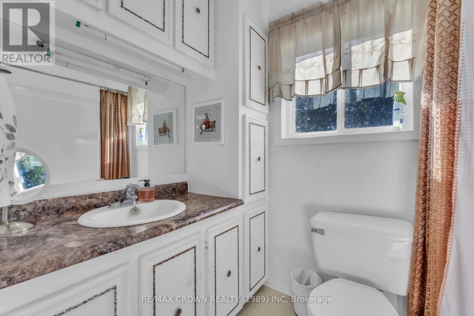 936 Laplante Road, Bonfield, Ontario  P0H 2E0 - Photo 16 - X12447003