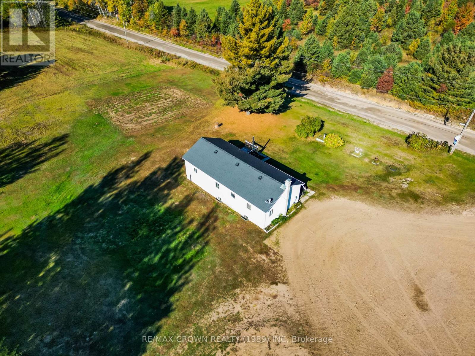 936 Laplante Road, Bonfield, Ontario  P0H 2E0 - Photo 29 - X12447003