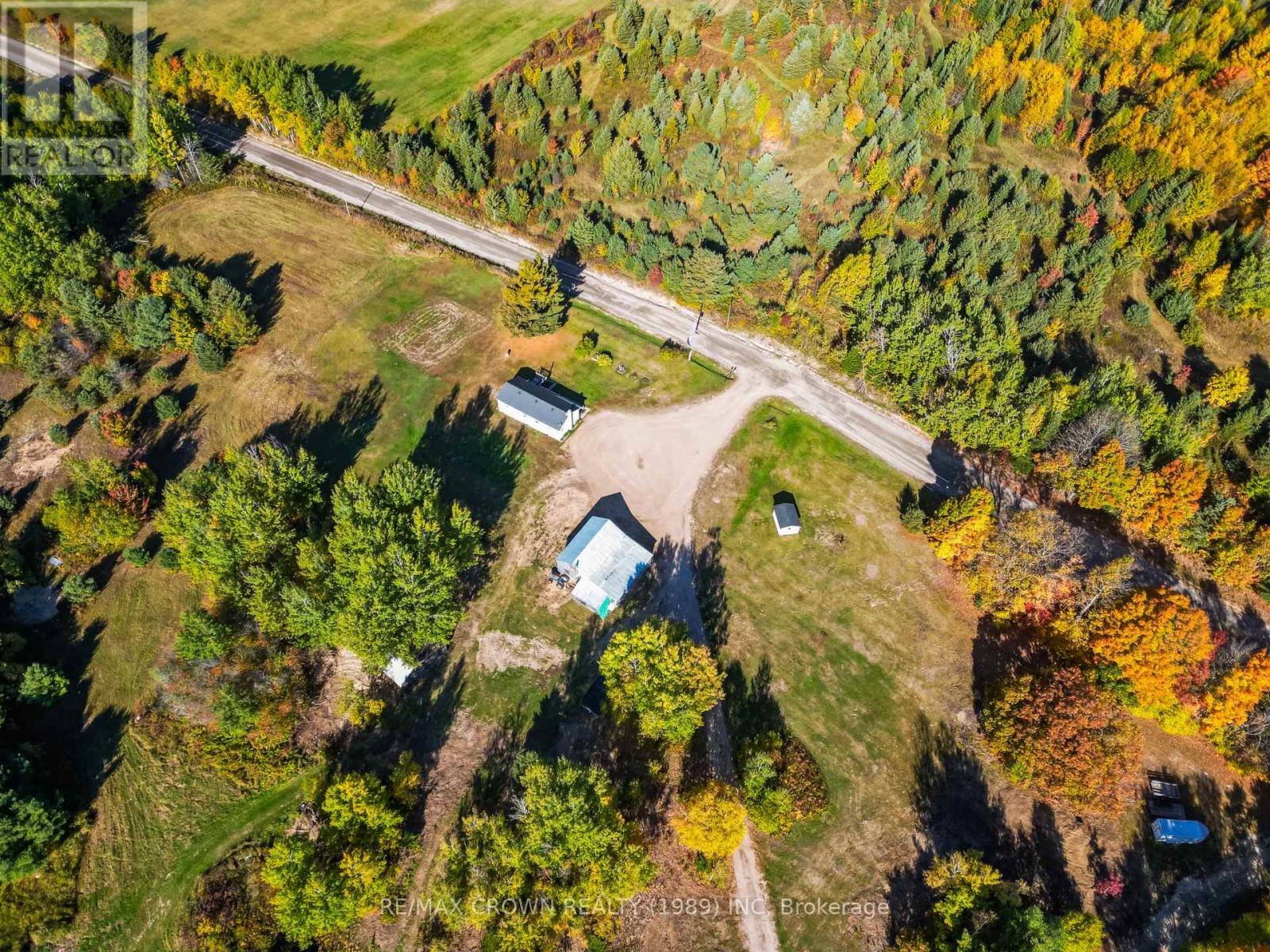 936 Laplante Road, Bonfield, Ontario  P0H 2E0 - Photo 34 - X12447003