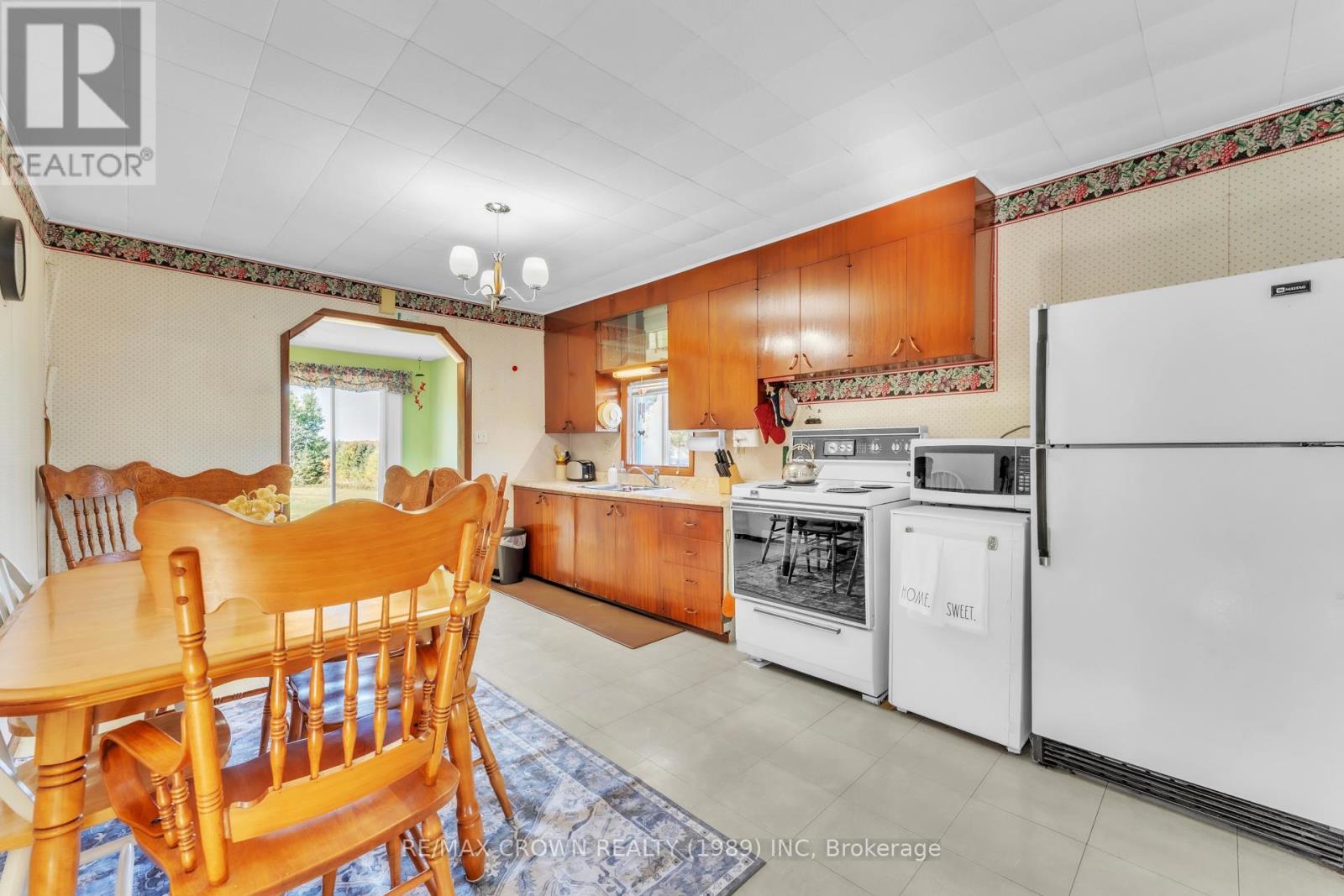 936 Laplante Road, Bonfield, Ontario  P0H 2E0 - Photo 6 - X12447003