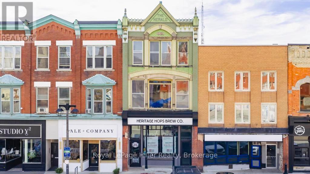 21 MARKET PLACE, Stratford, Ontario