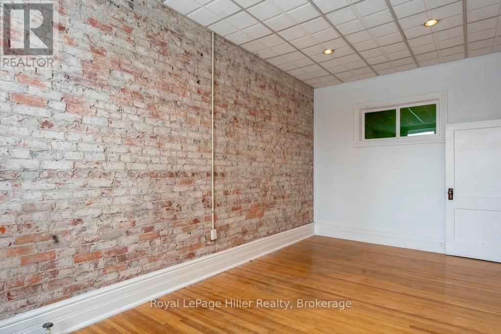 21 Market Place, Stratford, Ontario  N5A 1A4 - Photo 22 - X12447018