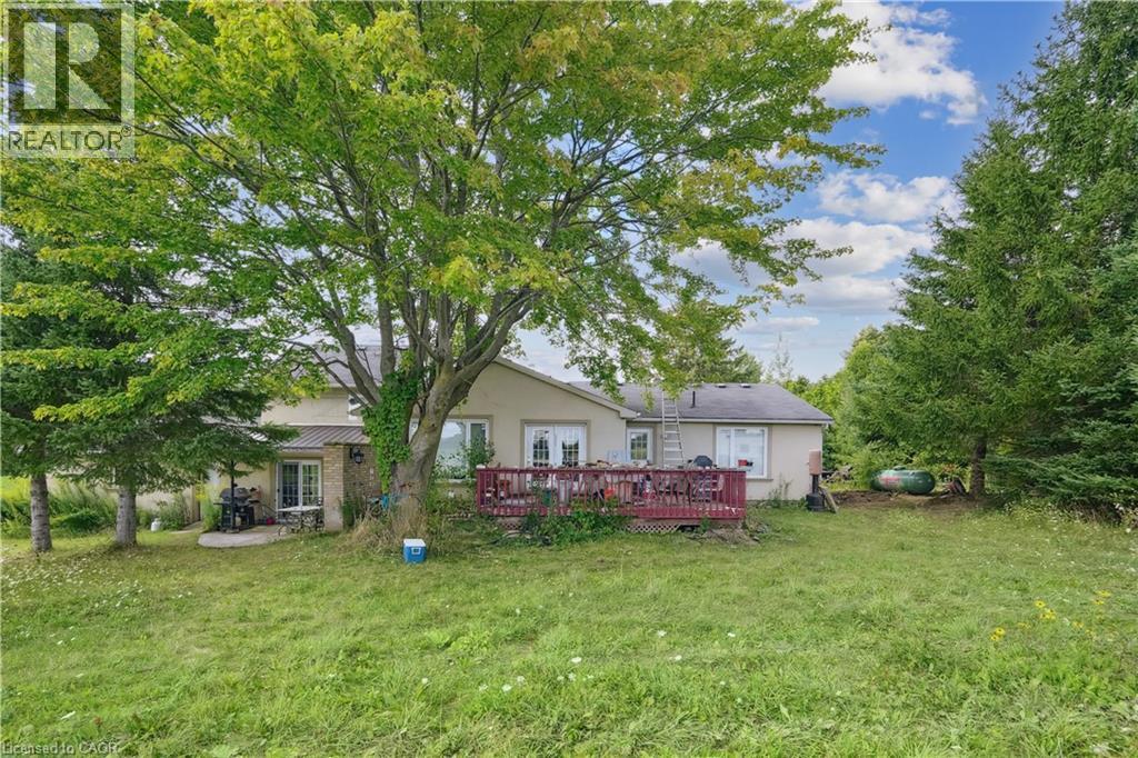 8033 Sideroad 10, Guelph, Ontario  N1H 6J1 - Photo 4 - 40769807