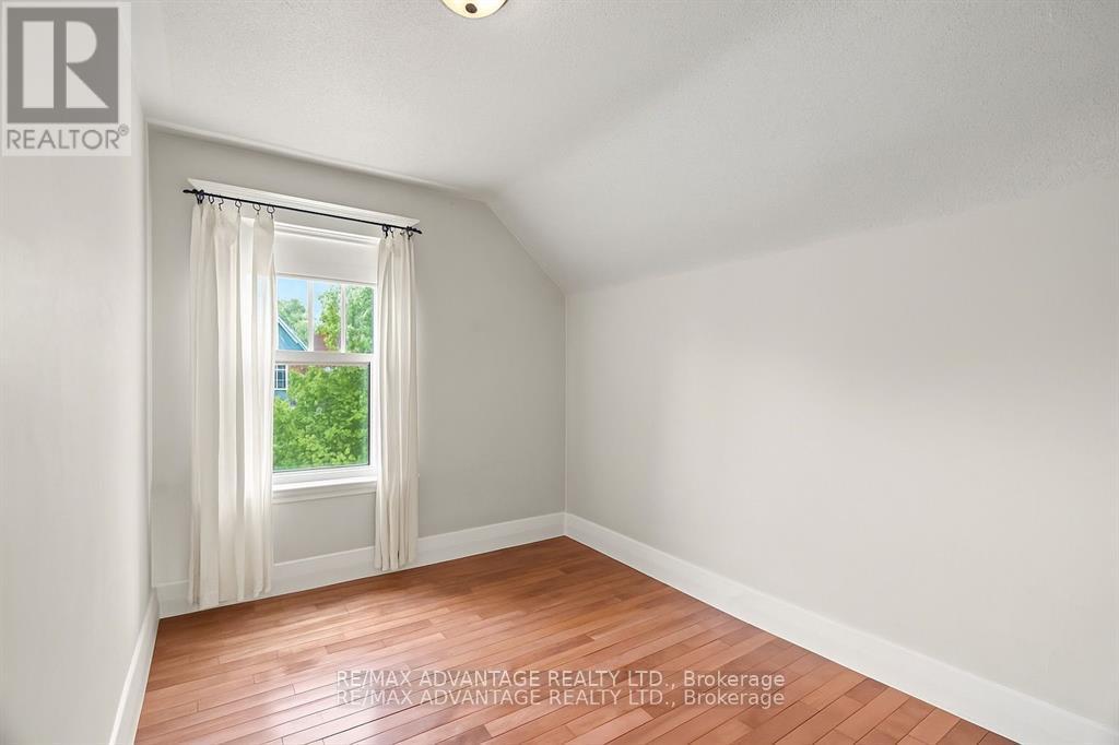52 Beattie Avenue N, London East (East N), Ontario  N5W 2P2 - Photo 24 - X12447031