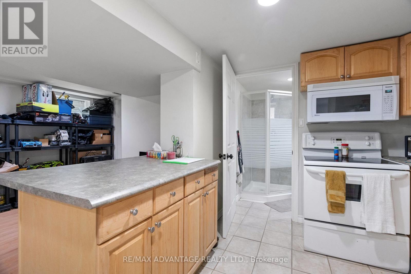 52 Beattie Avenue N, London East (East N), Ontario  N5W 2P2 - Photo 28 - X12447031