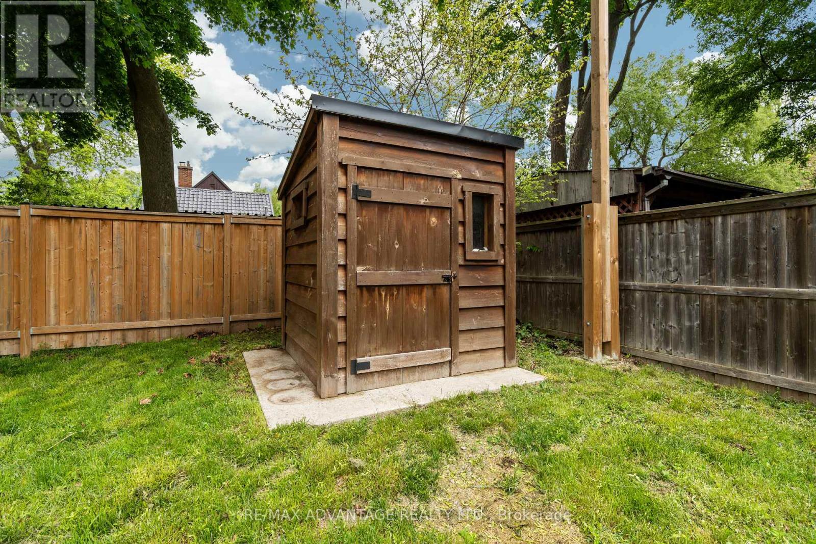 52 Beattie Avenue N, London East (East N), Ontario  N5W 2P2 - Photo 39 - X12447031