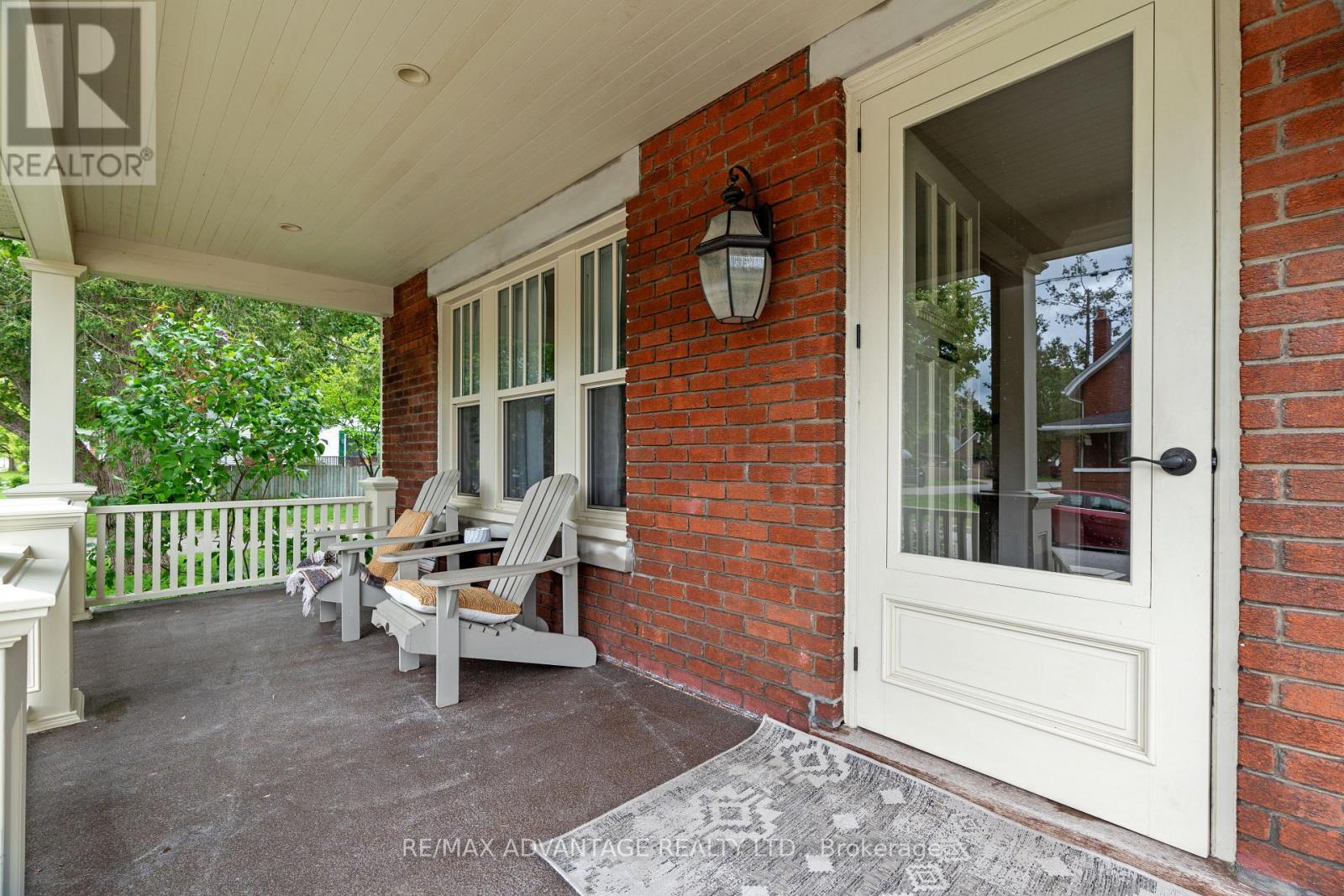 52 Beattie Avenue N, London East (East N), Ontario  N5W 2P2 - Photo 4 - X12447031
