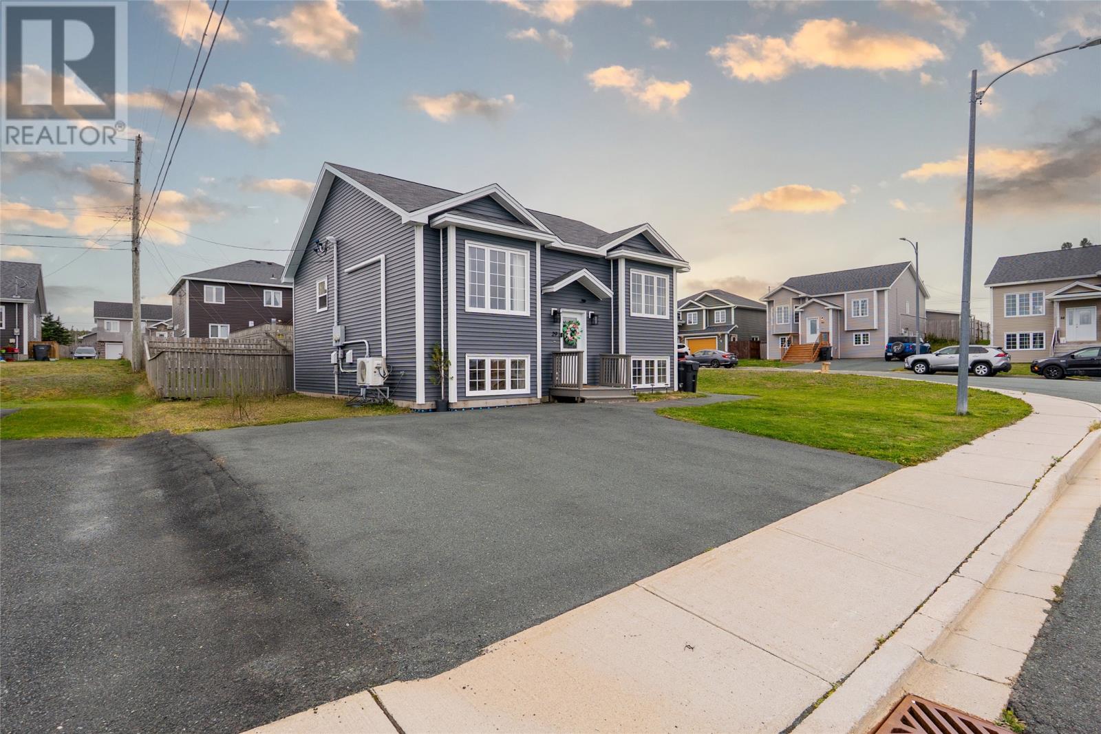 29 Bridgeport Street, Paradise, Newfoundland & Labrador  A1L 2R6 - Photo 2 - 1291260