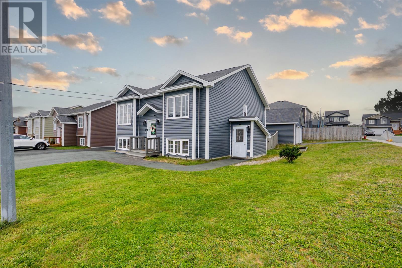29 Bridgeport Street, Paradise, Newfoundland & Labrador  A1L 2R6 - Photo 3 - 1291260