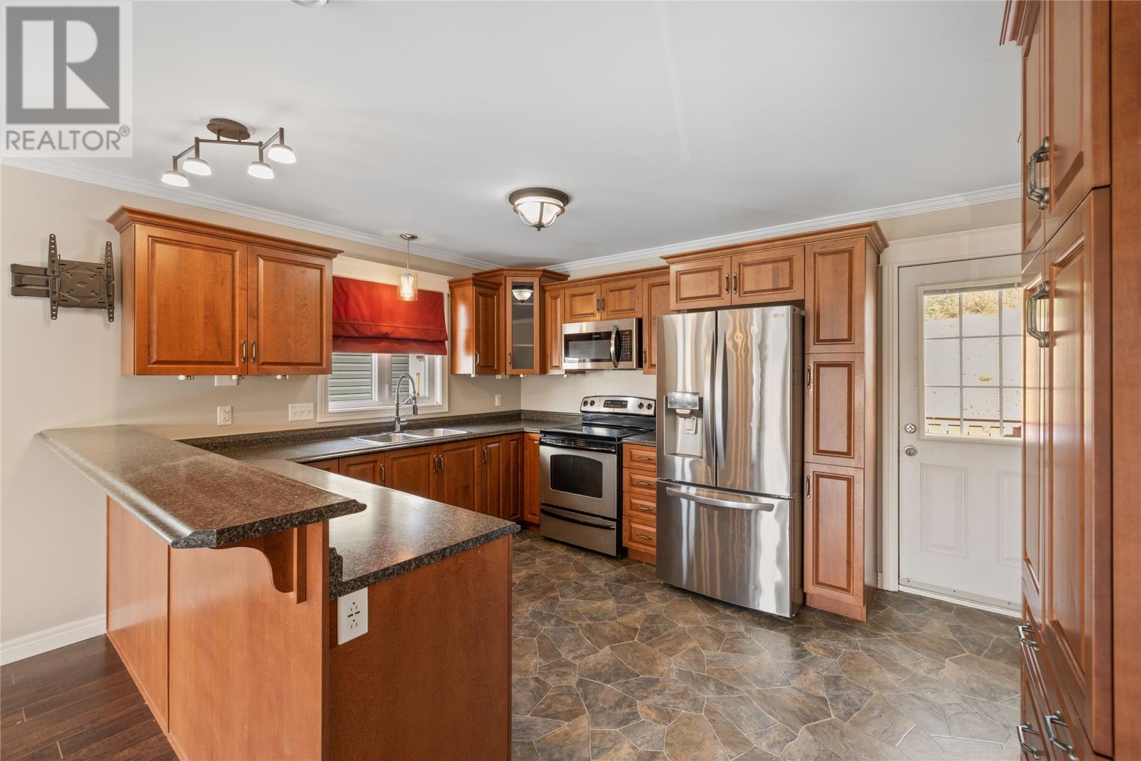 65 Hopedale Crescent, St. John's, Newfoundland & Labrador  A1B 0B3 - Photo 11 - 1291243