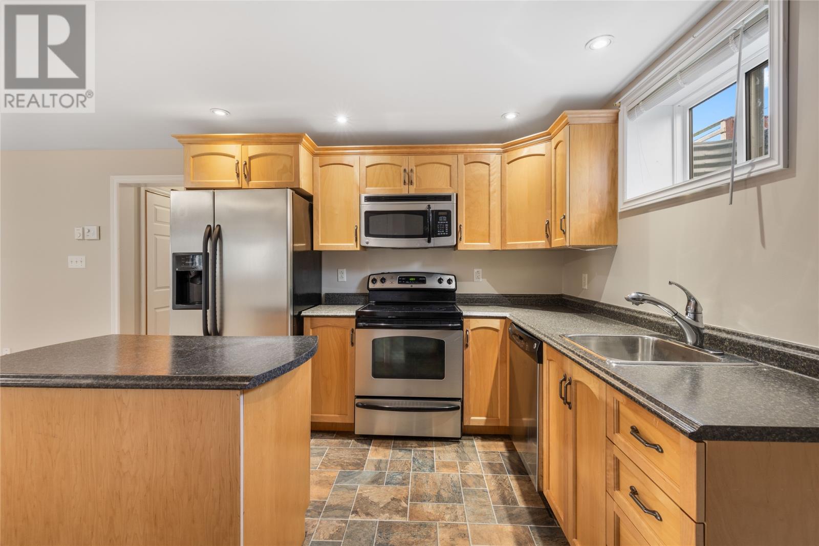 65 Hopedale Crescent, St. John's, Newfoundland & Labrador  A1B 0B3 - Photo 28 - 1291243