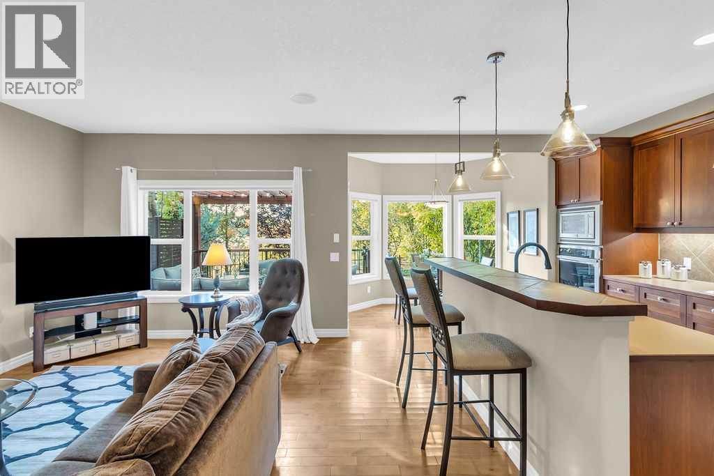 122 Discovery Ridge Gardens Sw, Calgary, Alberta  T3H 5L6 - Photo 12 - A2257802