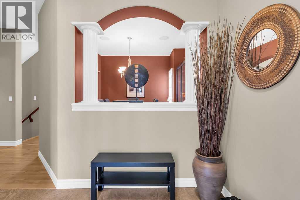 122 Discovery Ridge Gardens Sw, Calgary, Alberta  T3H 5L6 - Photo 4 - A2257802