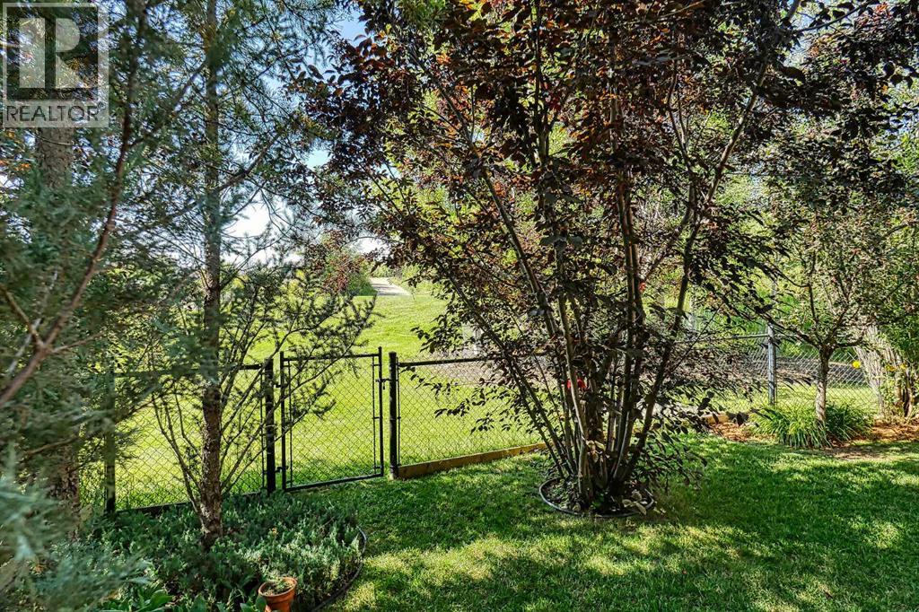 122 Discovery Ridge Gardens Sw, Calgary, Alberta  T3H 5L6 - Photo 39 - A2257802