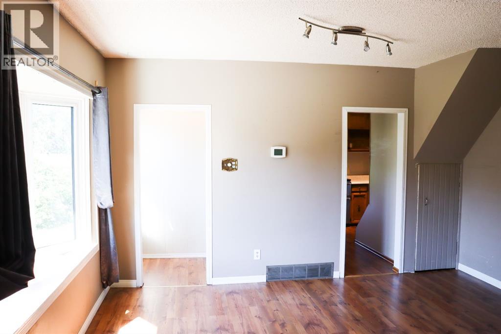 112 5 Street, Keoma, Alberta  T4A 1G6 - Photo 8 - A2259459