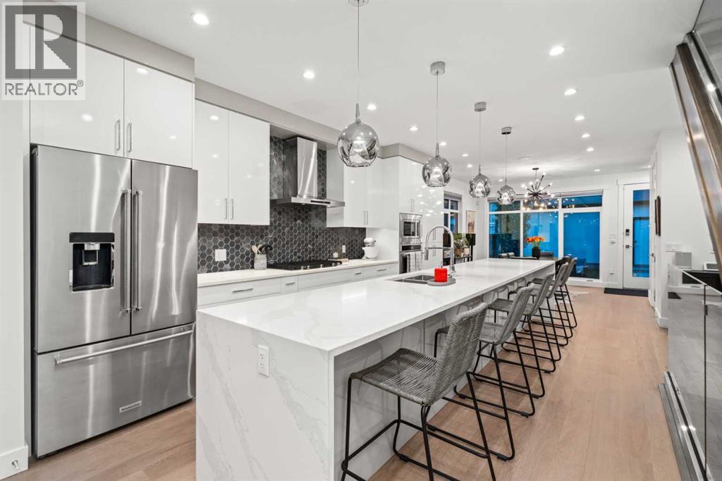 2201 24a Street Sw, Calgary, Alberta  T3E 1V7 - Photo 6 - A2261958