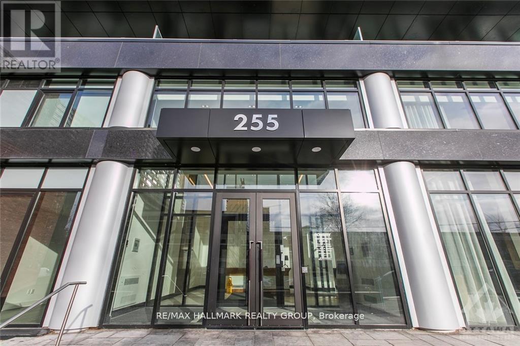 905 - 255 Bay Street, Ottawa, Ottawa, Ontario  K1R 0C5 - Photo 2 - X12446995