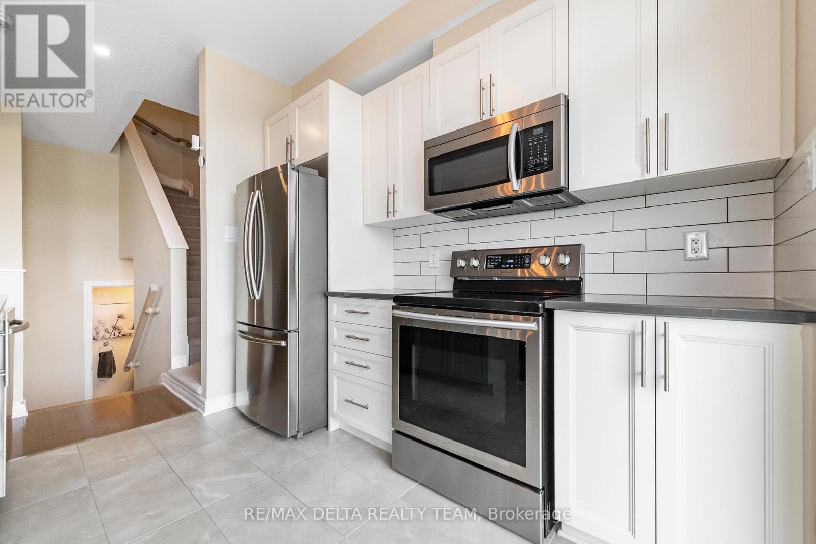 203 Yellowcress Way, Ottawa, Ontario  K4A 1C3 - Photo 14 - X12447030
