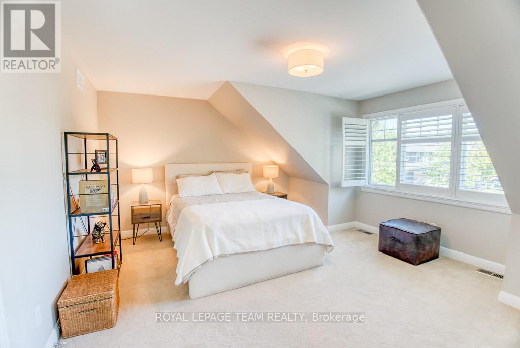 107 Kitsilano Court, Ottawa, Ontario  K2H 0B5 - Photo 16 - X12447055