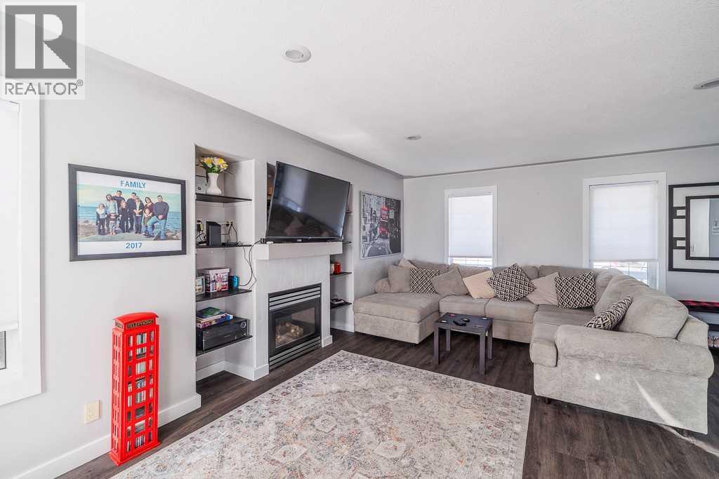 65 Fern Glade Crescent, Sylvan Lake, Alberta  T4S 1Z5 - Photo 12 - A2262476