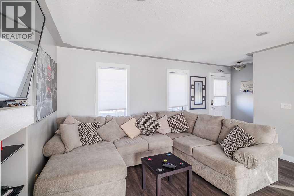 65 Fern Glade Crescent, Sylvan Lake, Alberta  T4S 1Z5 - Photo 13 - A2262476