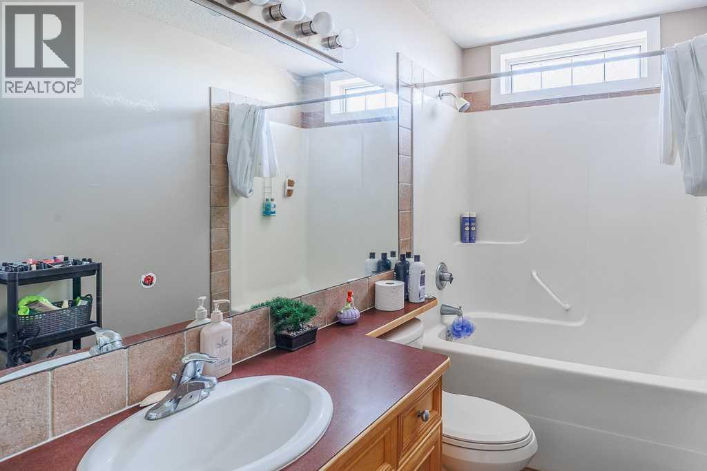 65 Fern Glade Crescent, Sylvan Lake, Alberta  T4S 1Z5 - Photo 23 - A2262476