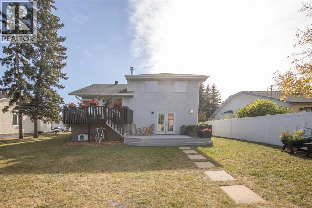 61 Pickwick Lane, Lacombe, Alberta  T4L 1T5 - Photo 4 - A2262118