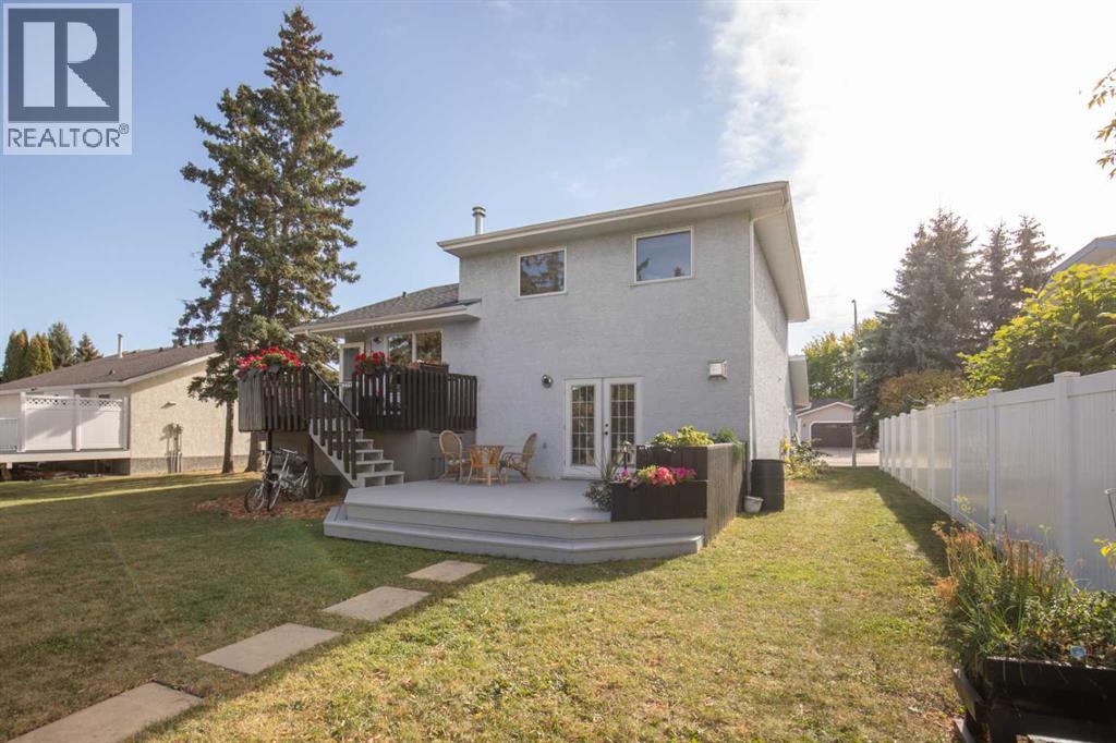 61 Pickwick Lane, Lacombe, Alberta  T4L 1T5 - Photo 5 - A2262118
