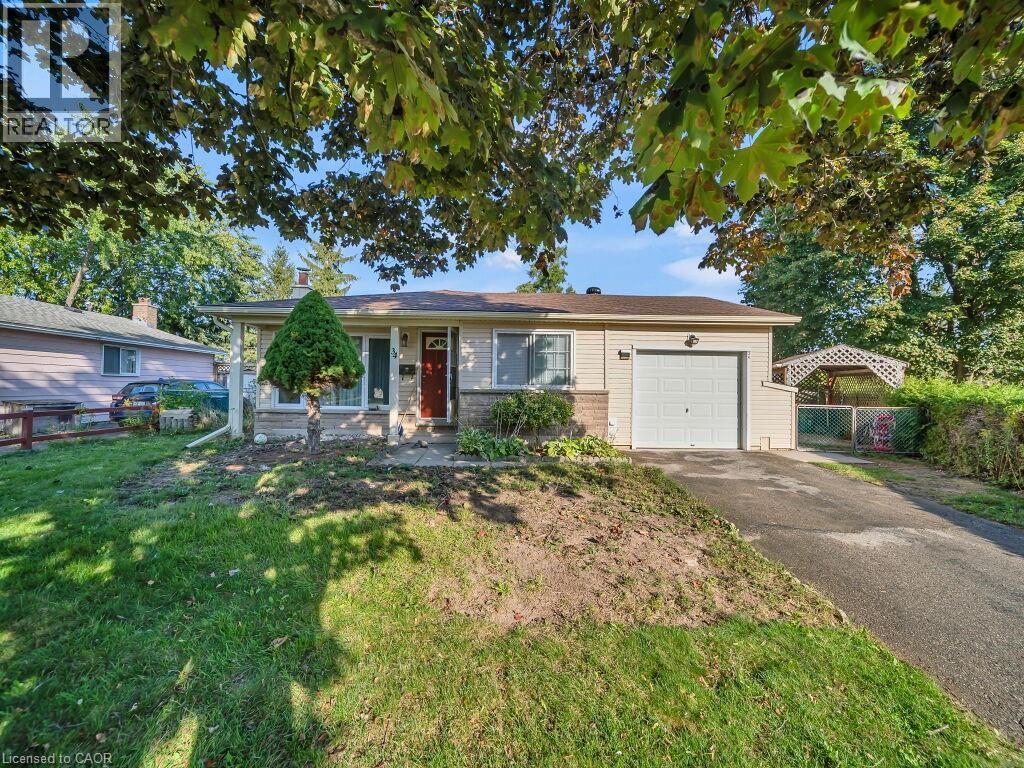 34 BELWOOD Walk, Kitchener, Ontario