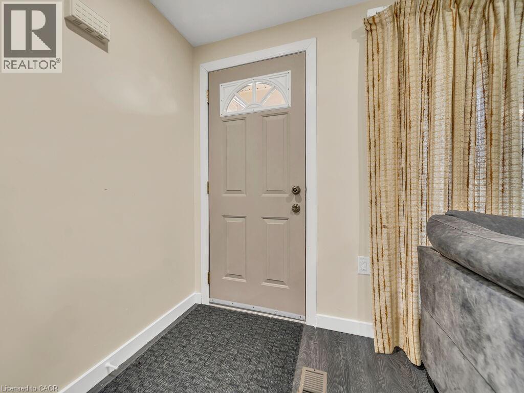 34 Belwood Walk, Kitchener, Ontario  N2C 1Z3 - Photo 9 - 40776660