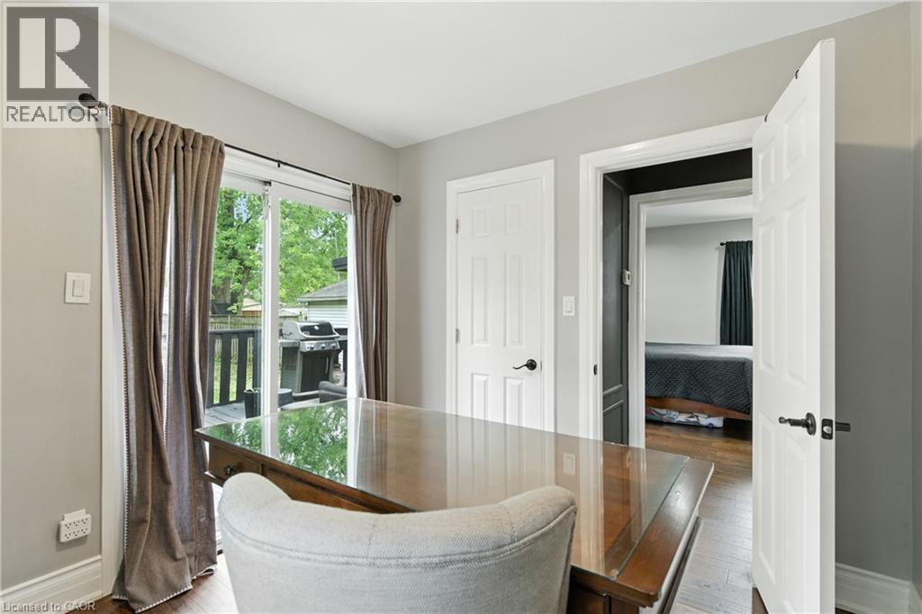 417 East 37th Street, Hamilton, Ontario  L8V 4B7 - Photo 17 - 40776567