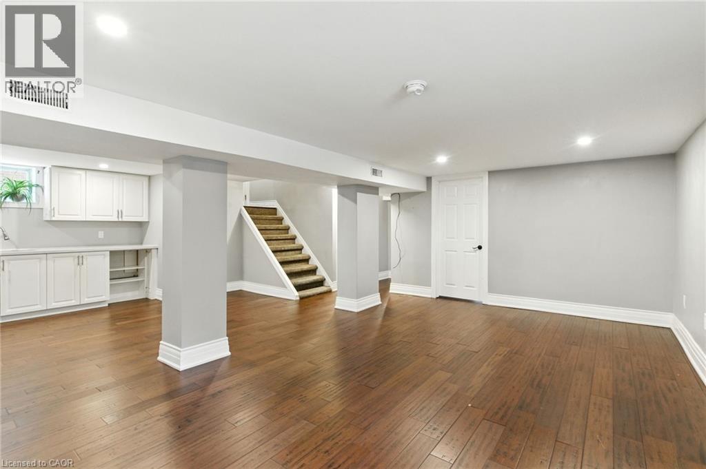 417 East 37th Street, Hamilton, Ontario  L8V 4B7 - Photo 19 - 40776567