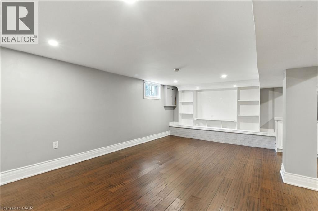 417 East 37th Street, Hamilton, Ontario  L8V 4B7 - Photo 22 - 40776567