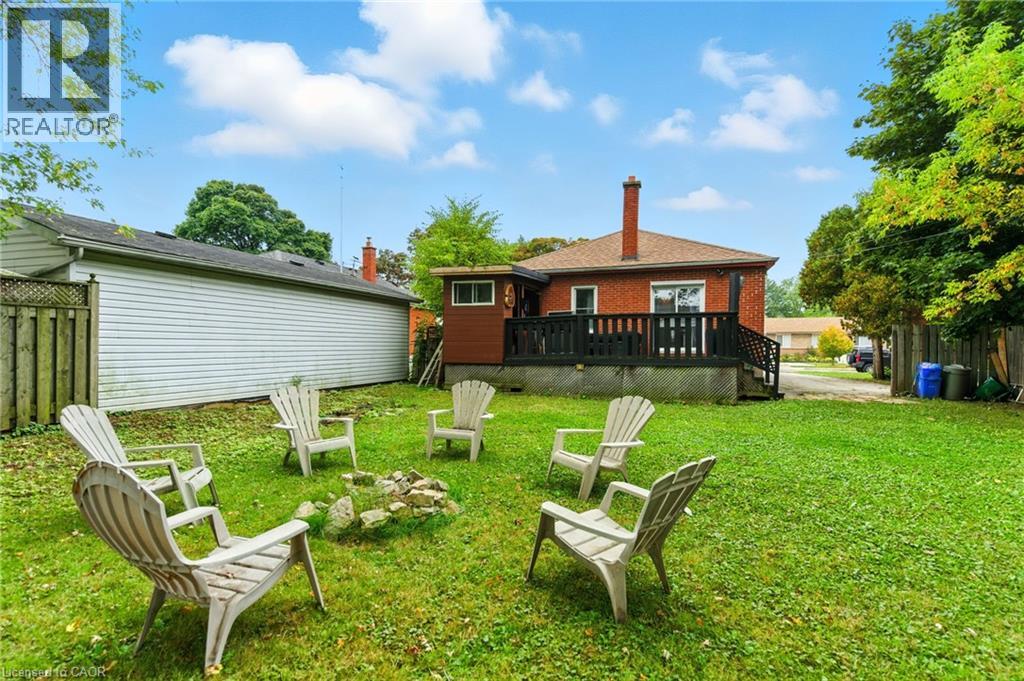 417 East 37th Street, Hamilton, Ontario  L8V 4B7 - Photo 34 - 40776567