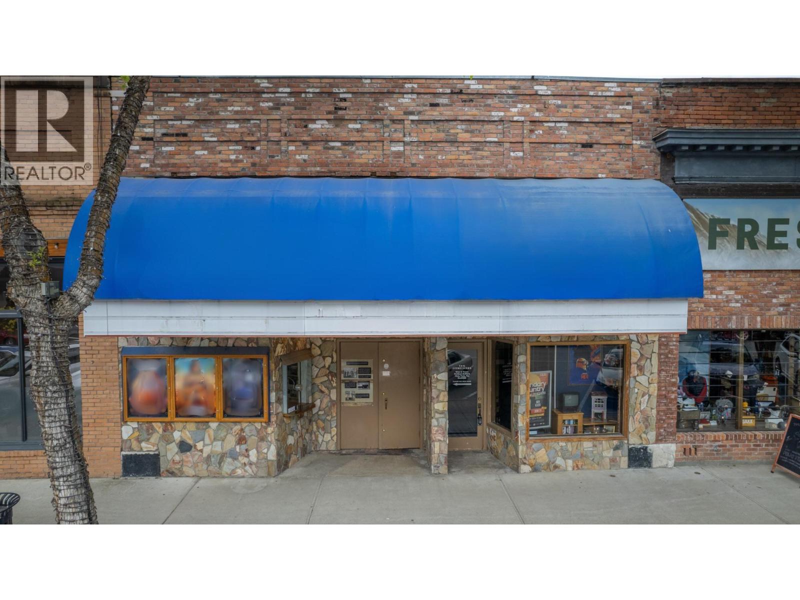 257 MARKET Avenue, Grand Forks, British Columbia
