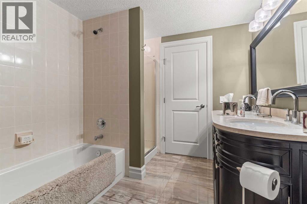 230 Mckenzie Lake Bay Se, Calgary, Alberta  T2Z 2H2 - Photo 40 - A2253850