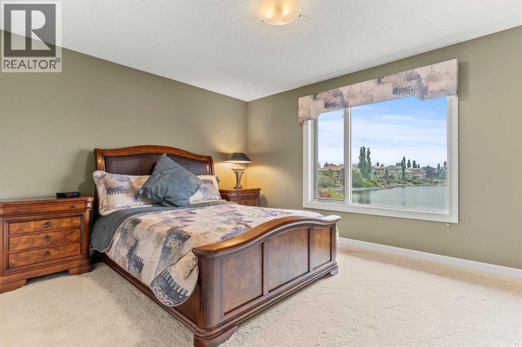 230 Mckenzie Lake Bay Se, Calgary, Alberta  T2Z 2H2 - Photo 24 - A2253850