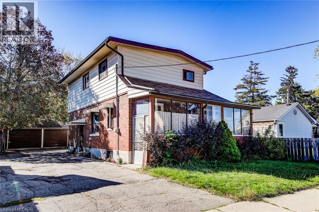 318 MIDDLE Street, Cambridge, Ontario