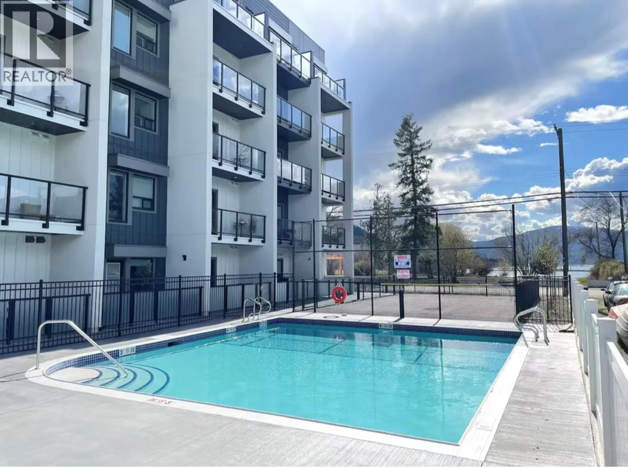 2555 Lakeshore Road Unit# 310, Vernon, British Columbia  V1H 0A4 - Photo 3 - 10364466
