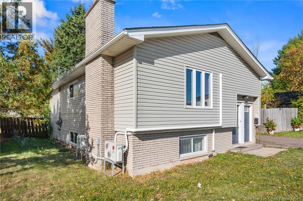 638-640 Elmwood Drive, Moncton, New Brunswick  E1A 2X5 - Photo 36 - NB126734