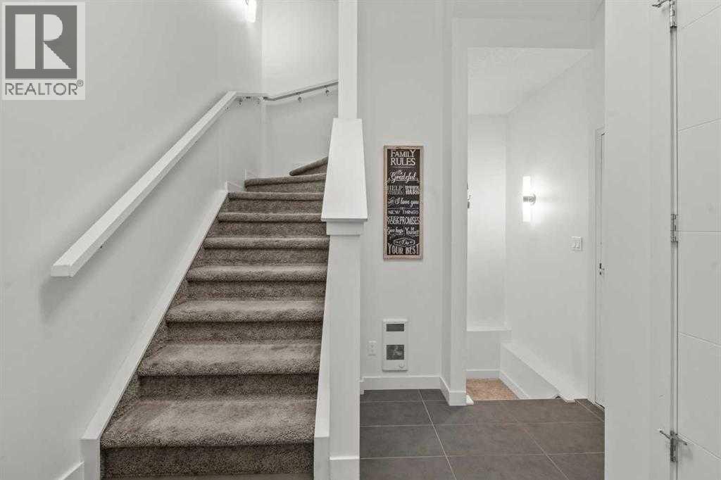 4, 2428 30 Street Sw, Calgary, Alberta  T3E 2M1 - Photo 6 - A2260796