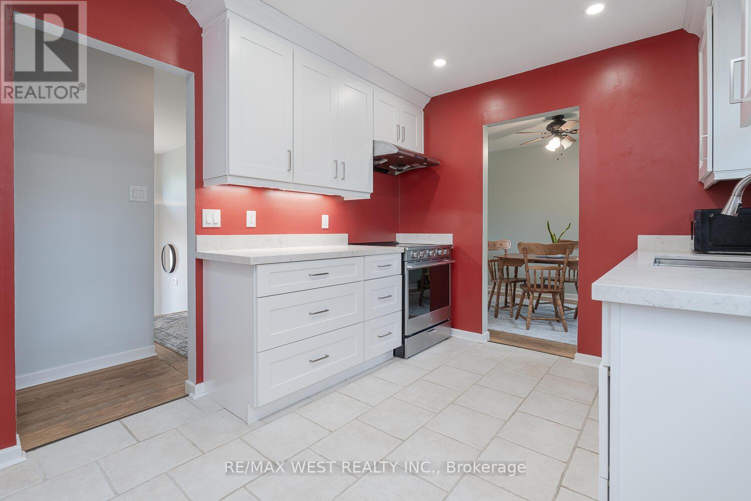 142 Cundles Road E, Barrie (Cundles East), Ontario  L4M 2Z9 - Photo 11 - S12283575
