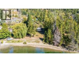 3788 Broadwater Road, castlegar, British Columbia