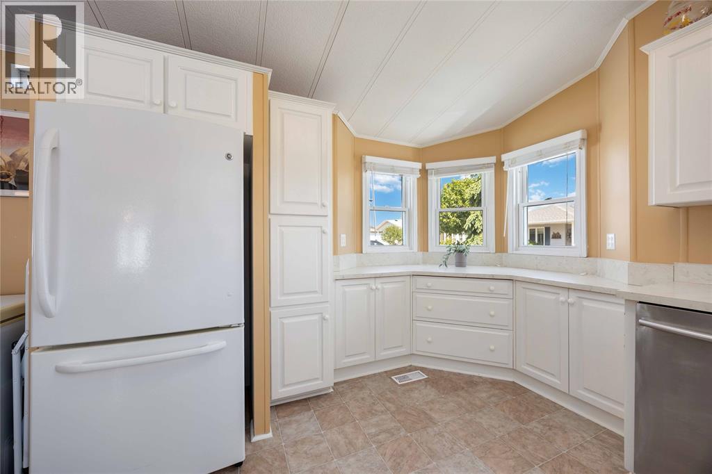 5700 Blackwell Sideroad Unit# 266, Sarnia, Ontario  N7W 1B7 - Photo 21 - 25025243