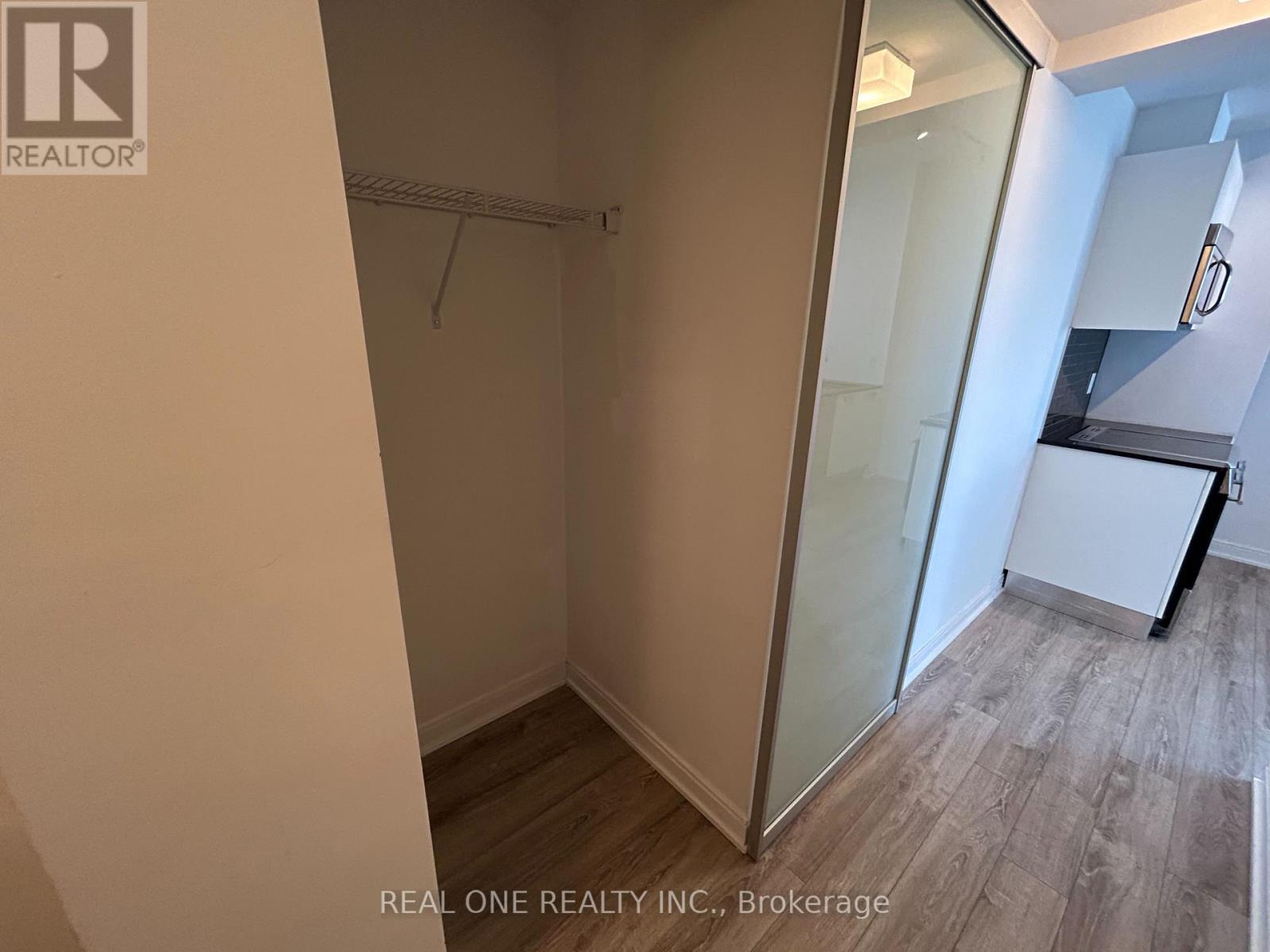 4108 - 42 Charles Street E, Toronto, Ontario  M4Y 0B7 - Photo 3 - C12446829