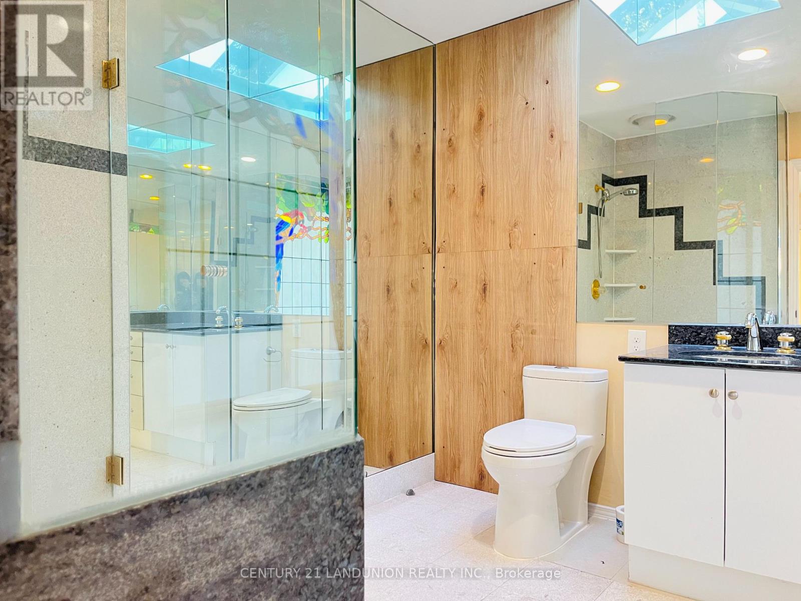 Unit 1 - 1 Caldy Court, Toronto, Ontario  M2L 2J5 - Photo 7 - C12446830
