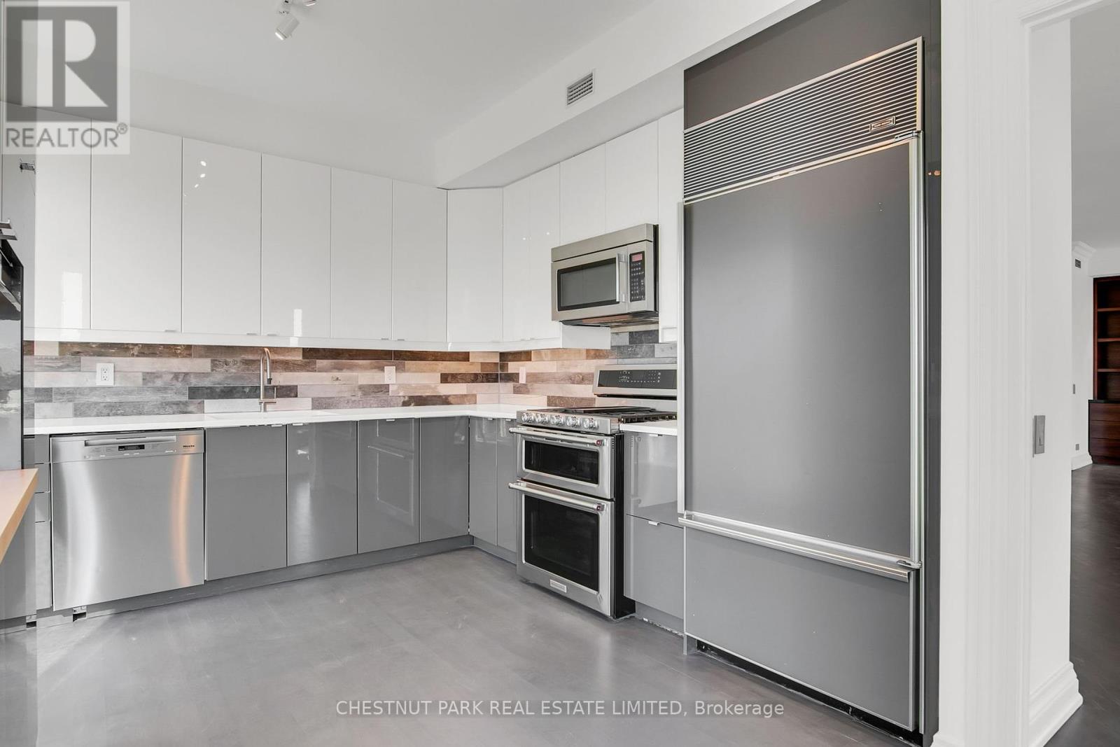 1902 - 38 Avenue Road, Toronto, Ontario  M5R 2G2 - Photo 11 - C12446864